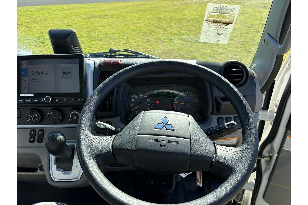 2025 Fuso Canter 515 image 17