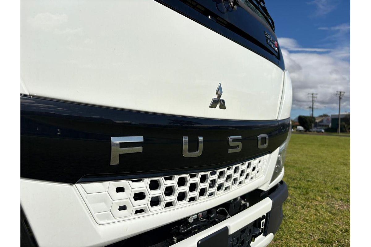 2025 Fuso Canter 515 image 23