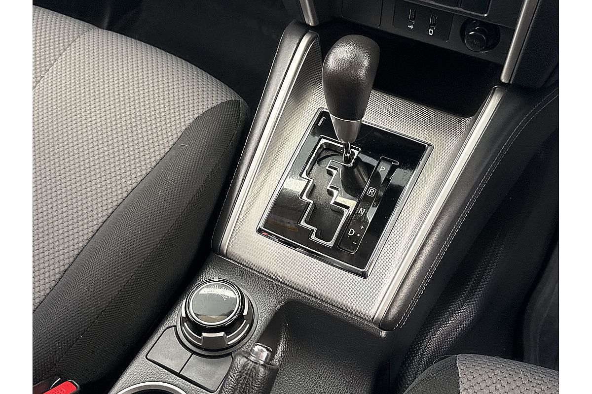 2023 Mitsubishi Triton GLX+ MR 4X4