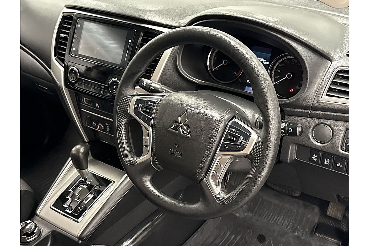 2023 Mitsubishi Triton GLX+ MR 4X4