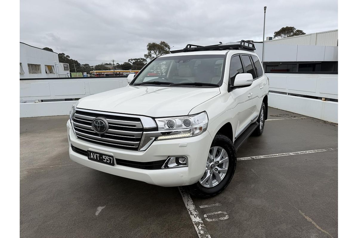 2018 Toyota Landcruiser Sahara VDJ200R