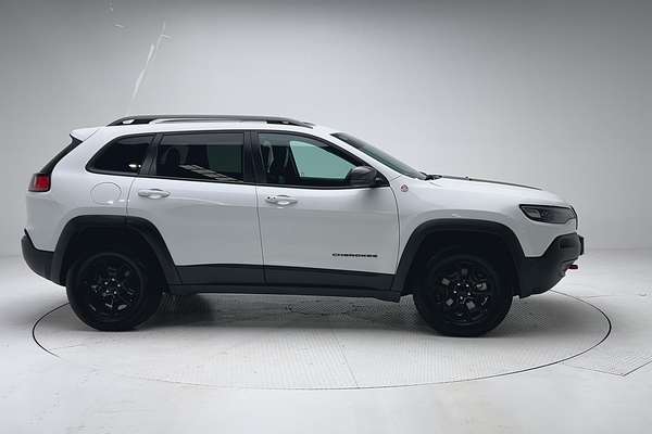2020 Jeep Cherokee Trailhawk KL thumb-8