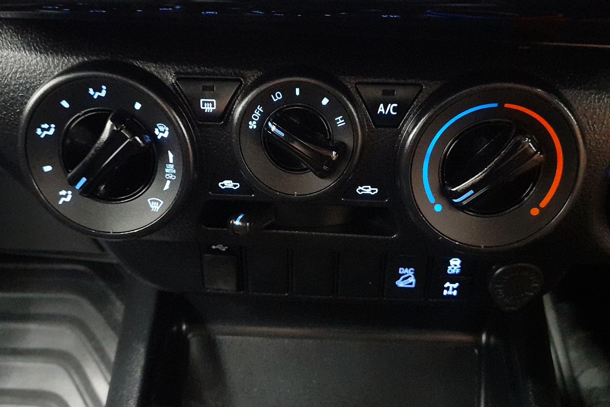 2022 Toyota Hilux SR GUN126R 4X4