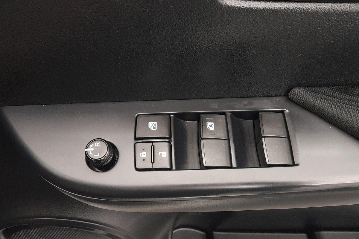 2022 Toyota Hilux SR GUN126R 4X4
