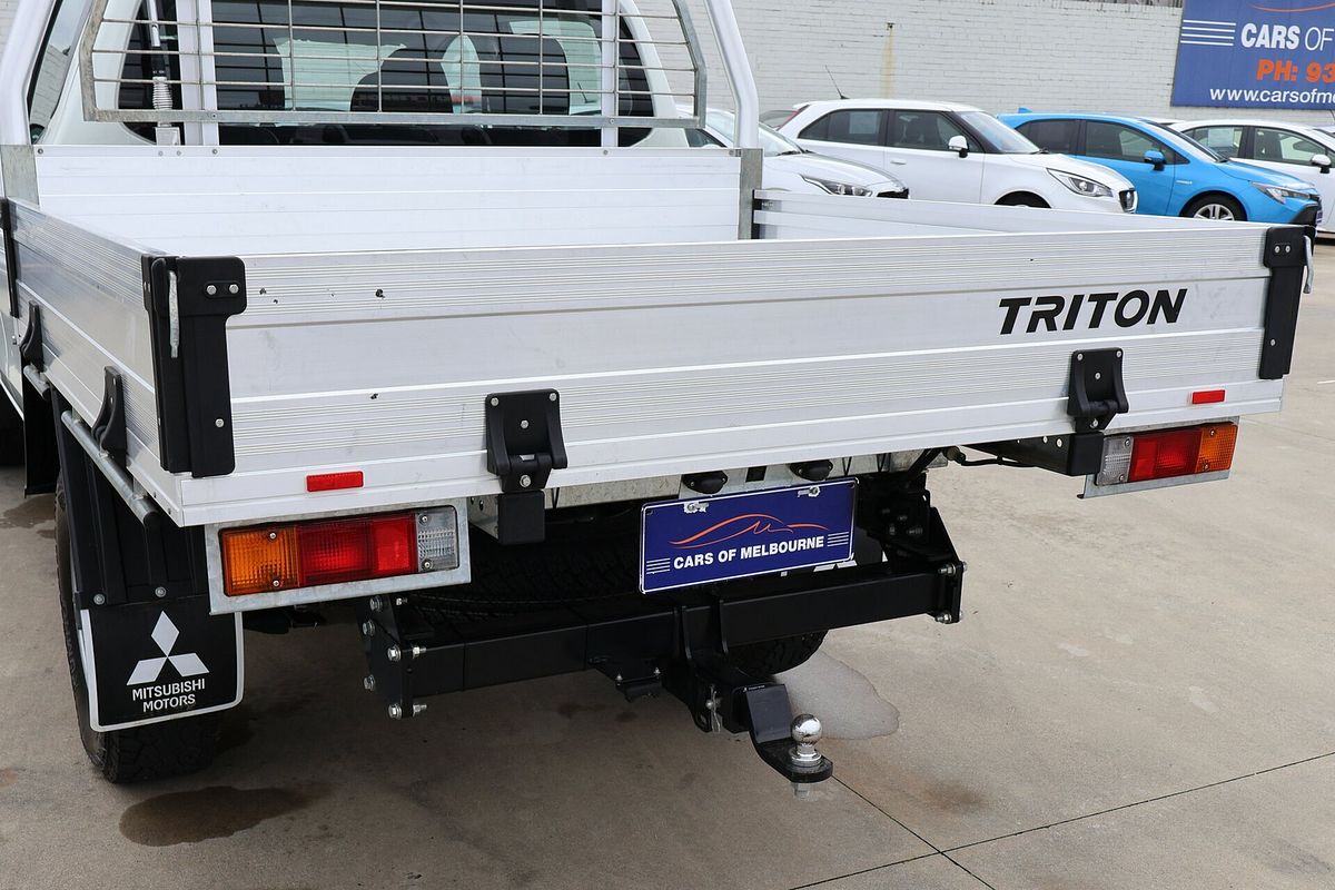 2022 Mitsubishi Triton GLX MR 4X4