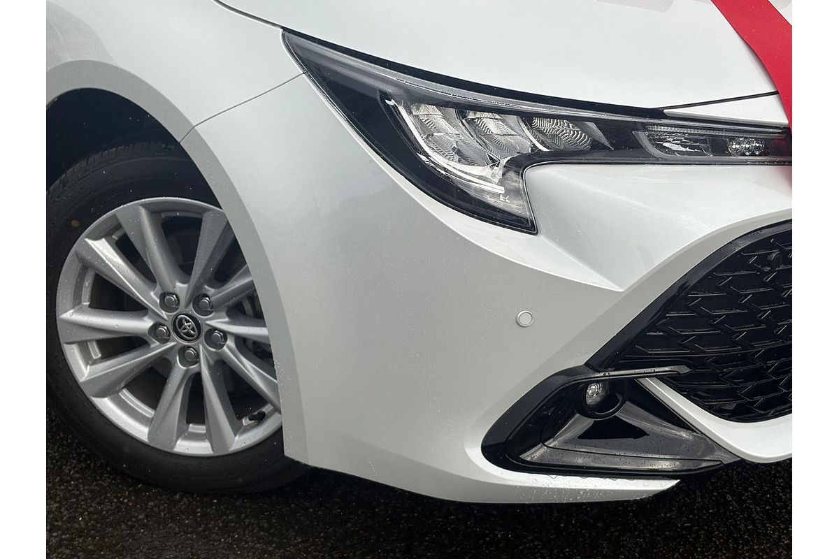 2025 Toyota Corolla SX Hybrid ZWE219R