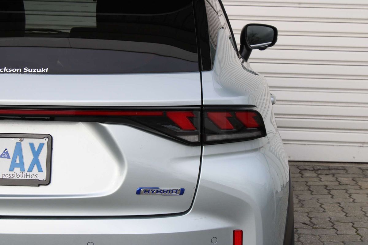 2025 Suzuki Fronx Hybrid KW