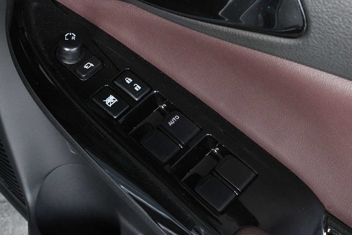 2025 Suzuki Fronx Hybrid KW