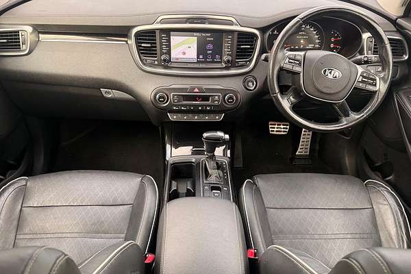 2017 Kia Sorento GT-Line UM thumb-12