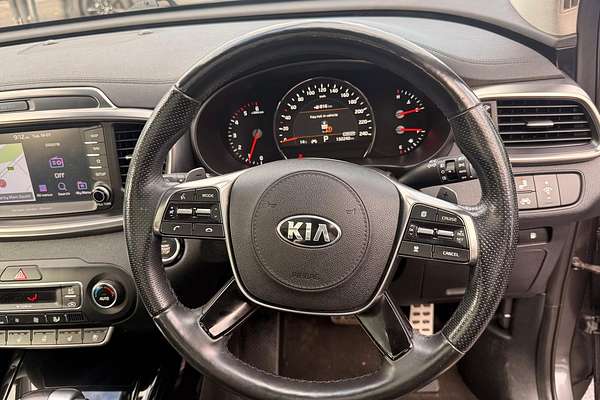 2017 Kia Sorento GT-Line UM thumb-24