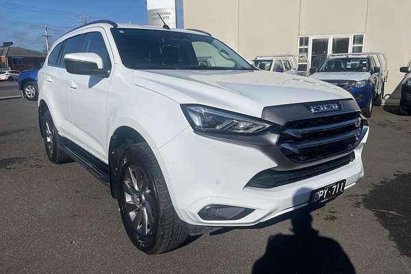 2021 Isuzu MU-X LS-U