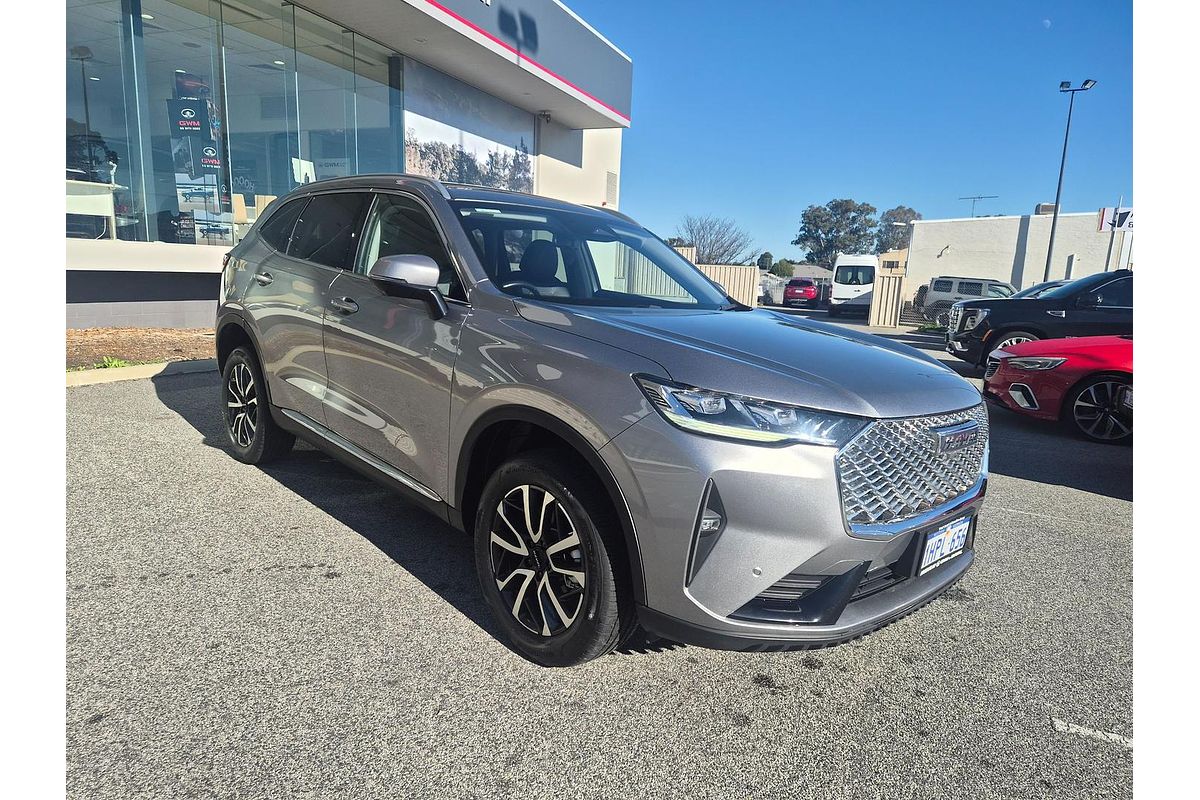 2022 GWM H6 Lux B01
