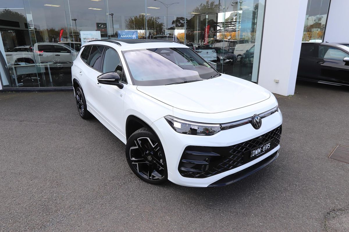 2025 Volkswagen Tayron 195TSI R-Line R4