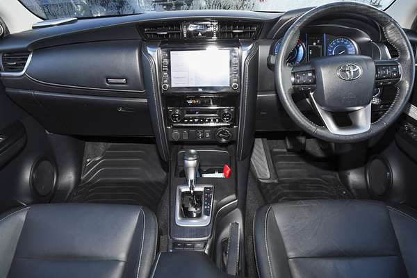 2022 Toyota Fortuner Crusade GUN156R thumb-16