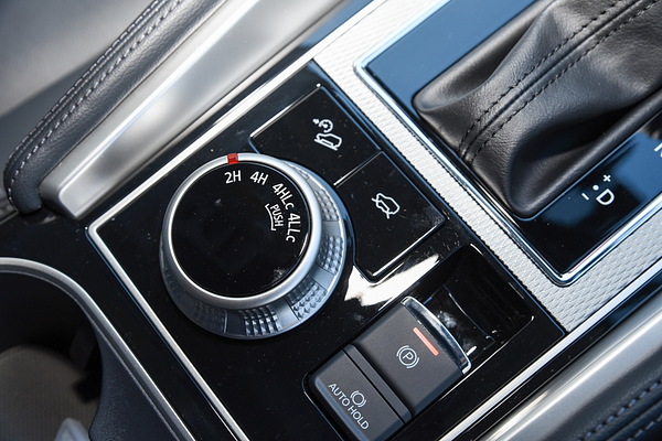 2024 Mitsubishi Pajero Sport GLS QG thumb-9
