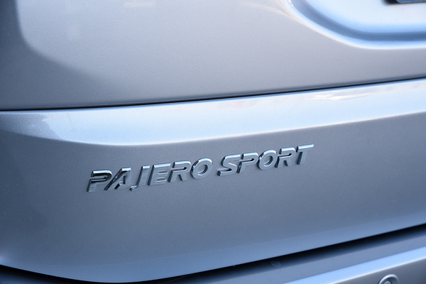 2024 Mitsubishi Pajero Sport GLS QG thumb-10