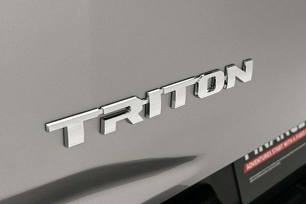 2026 Mitsubishi Triton GLX+ MV 4X4 thumb-20