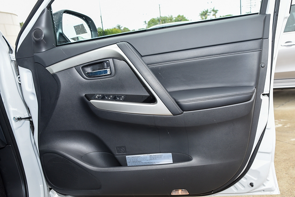 2024 Mitsubishi Pajero Sport GLS QG thumb-14