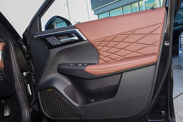 2025 Mitsubishi Outlander Exceed Tourer ZM thumb-14