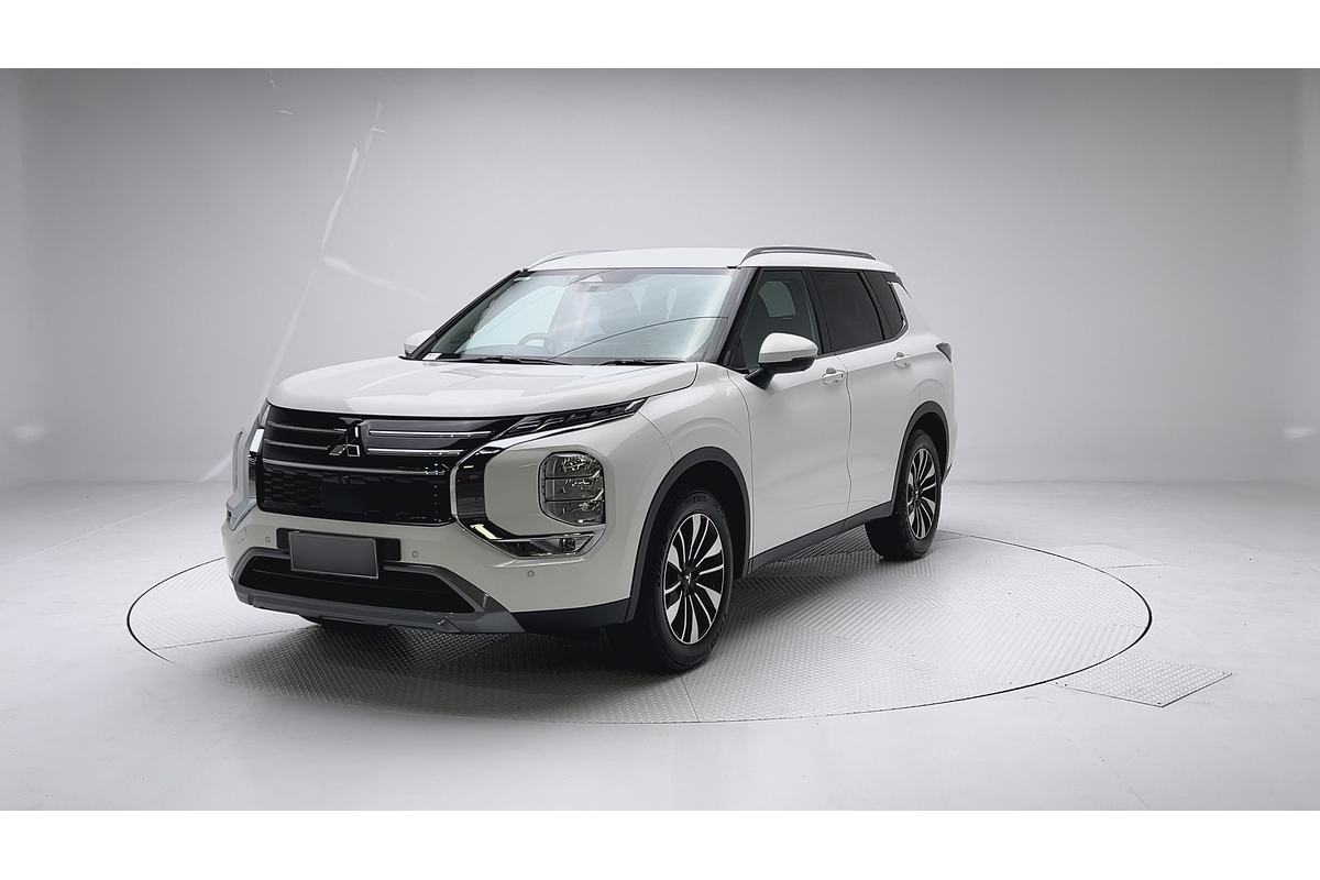 2026 Mitsubishi Outlander LS ZM