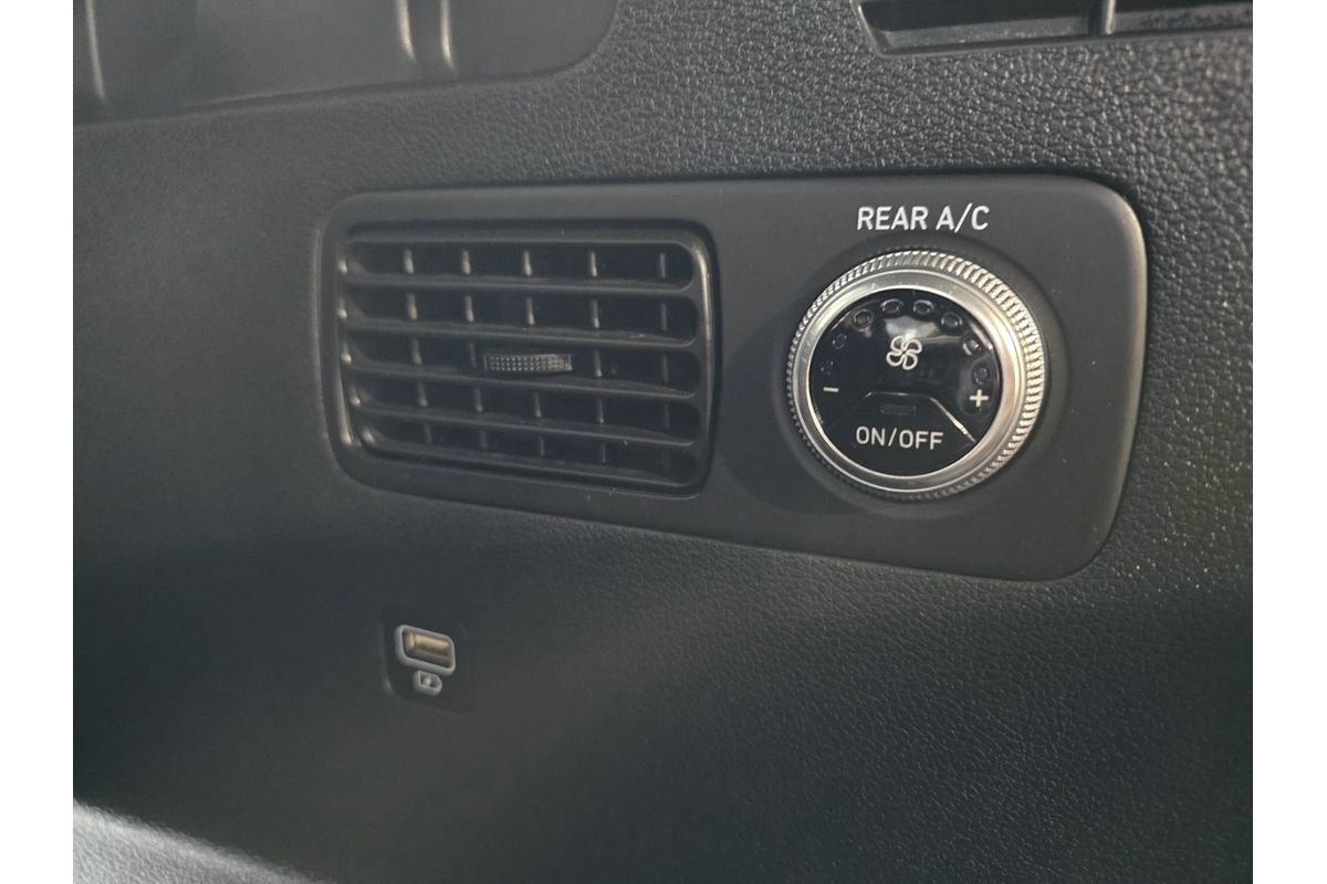 2022 Hyundai Santa Fe Highlander TM.V4 image 12