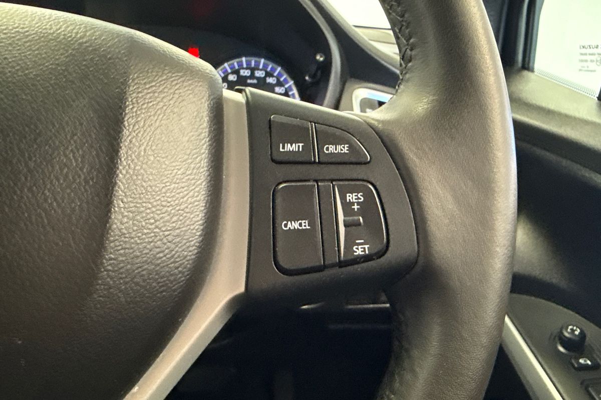 2019 Suzuki S-Cross Turbo Prestige JY