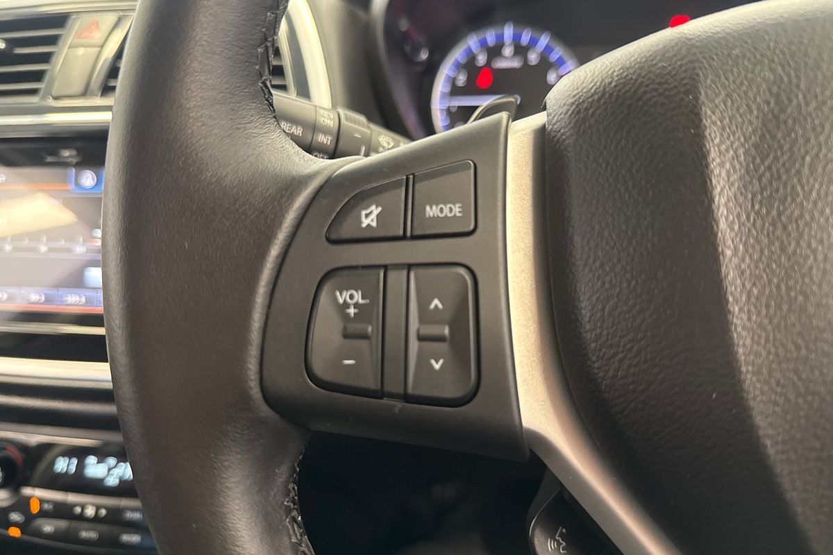 2019 Suzuki S-Cross Turbo Prestige JY