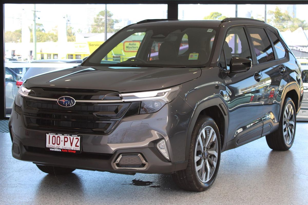 2025 Subaru Forester Hybrid Touring S6