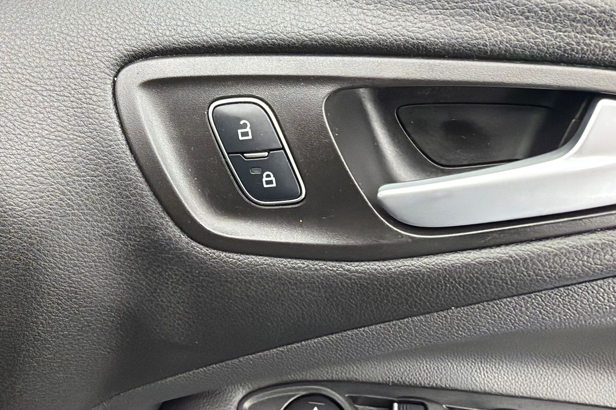 2017 Ford Escape Trend ZG
