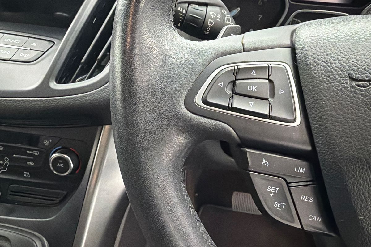 2017 Ford Escape Trend ZG