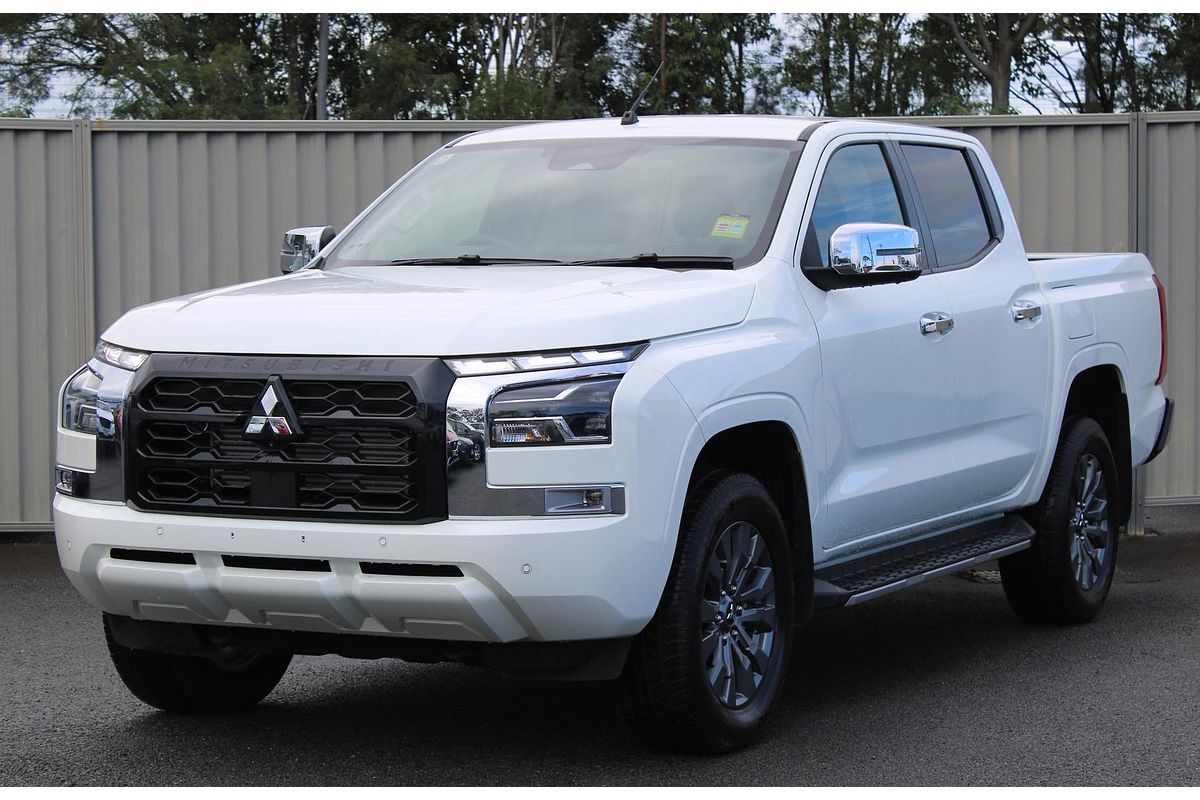 2025 Mitsubishi Triton GLS MV 4X4