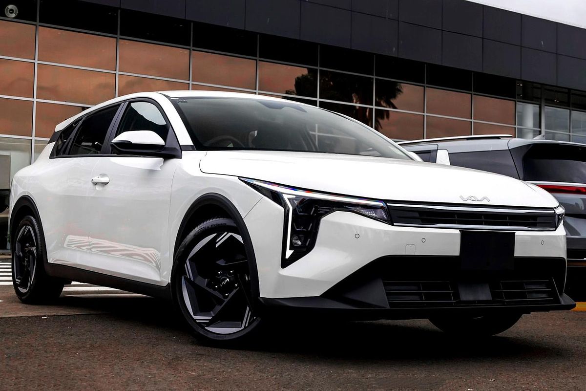 2026 Kia K4 Sport+ CL4m