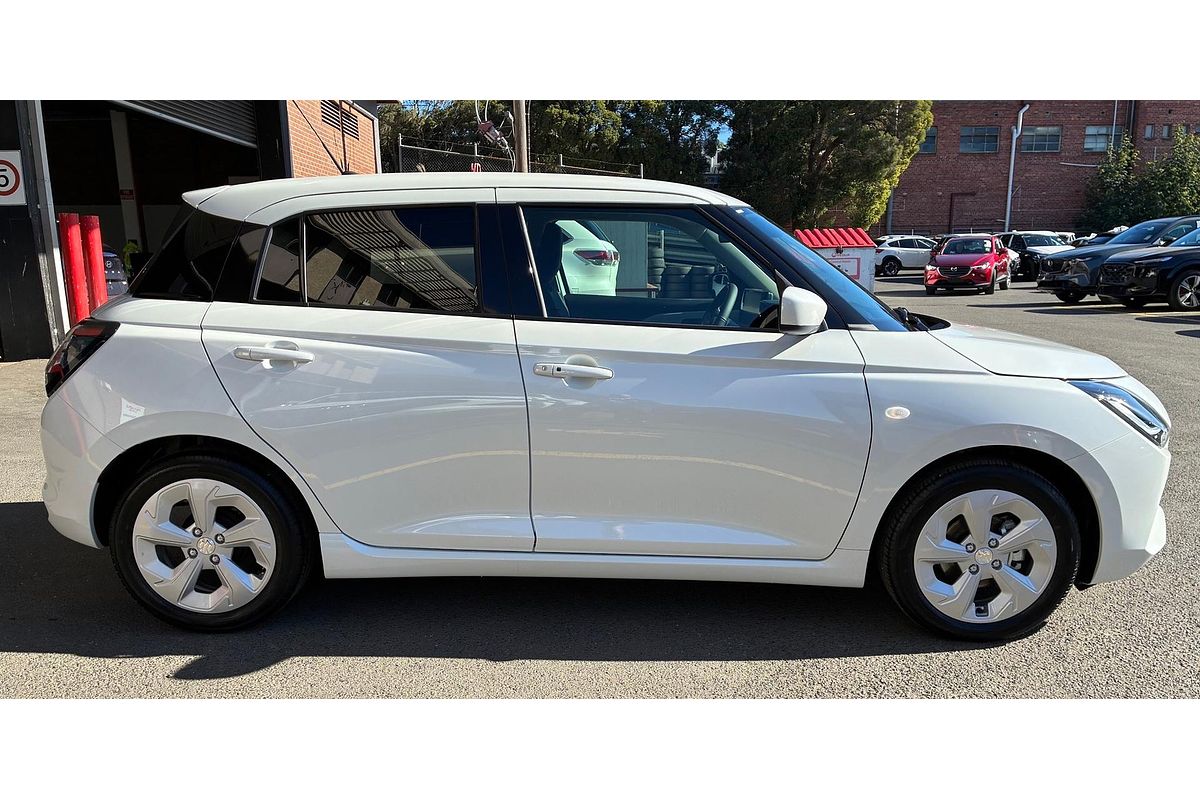 2026 Suzuki Swift Hybrid Plus UZ