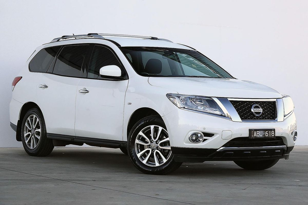 2015 Nissan Pathfinder ST R52