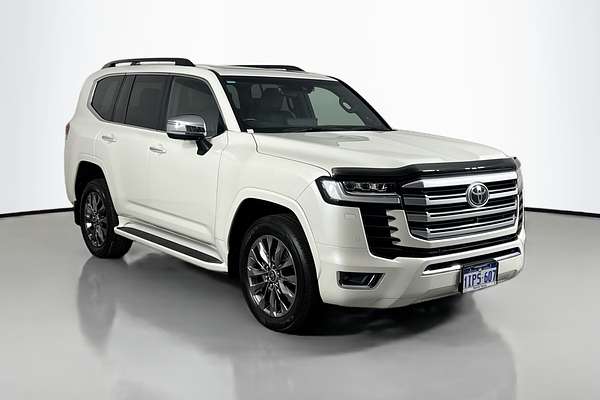 2022 Toyota Landcruiser Sahara ZX FJA300R