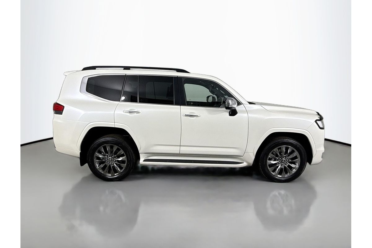 2022 Toyota Landcruiser Sahara ZX FJA300R