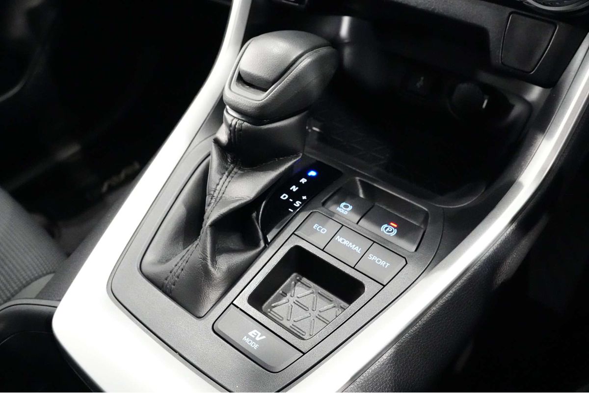 2022 Toyota RAV4 GX AXAH52R
