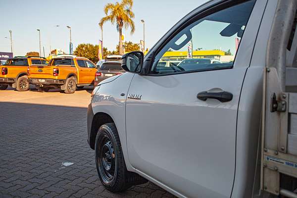 2021 Toyota Hilux Workmate TGN121R Rear Wheel Drive thumb-11