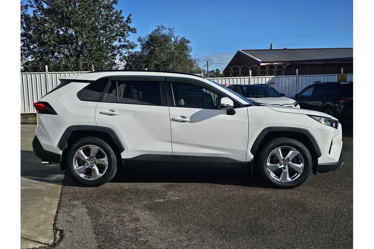 2019 Toyota RAV4 GXL MXAA52R
