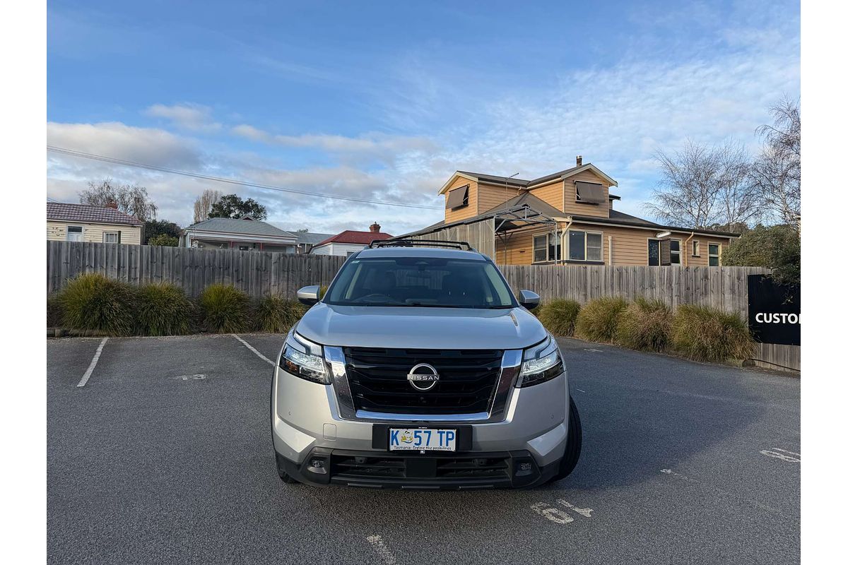 2022 Nissan Pathfinder ST-L R53