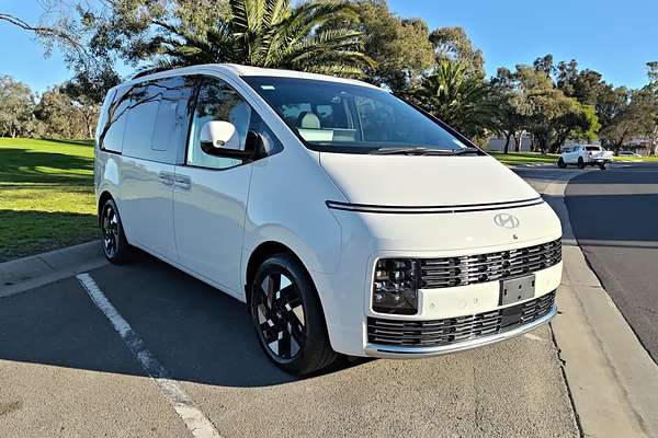 2026 Hyundai STARIA Lounge US4.V4