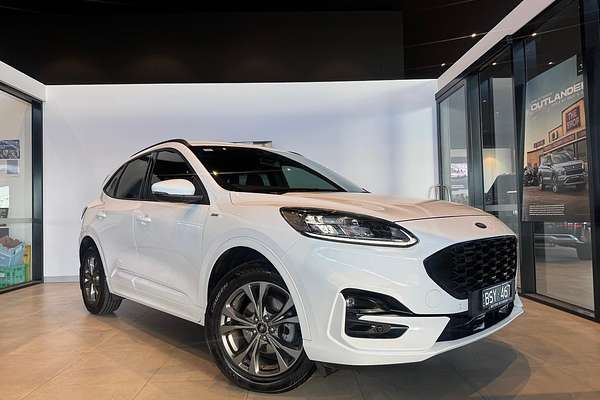 2021 Ford Escape ST-Line ZH