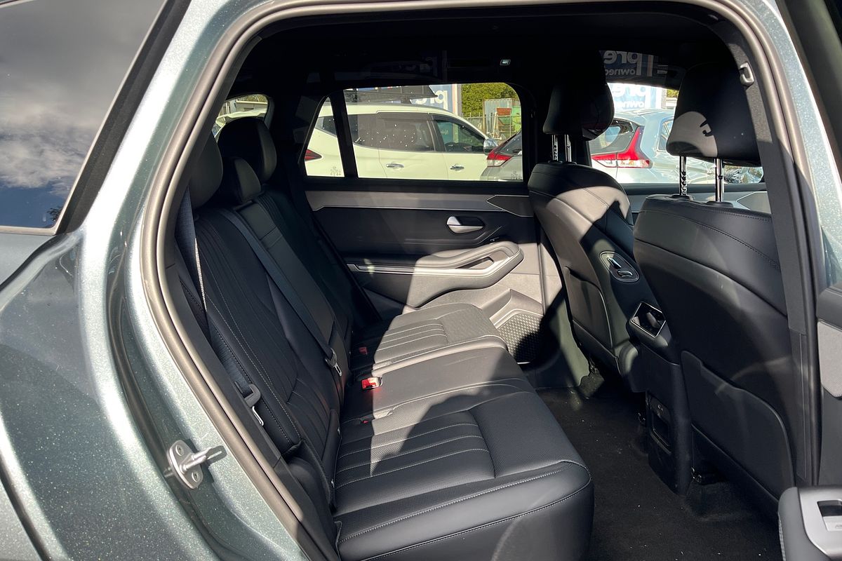 2025 BYD SEALION 8 Dynamic FWD