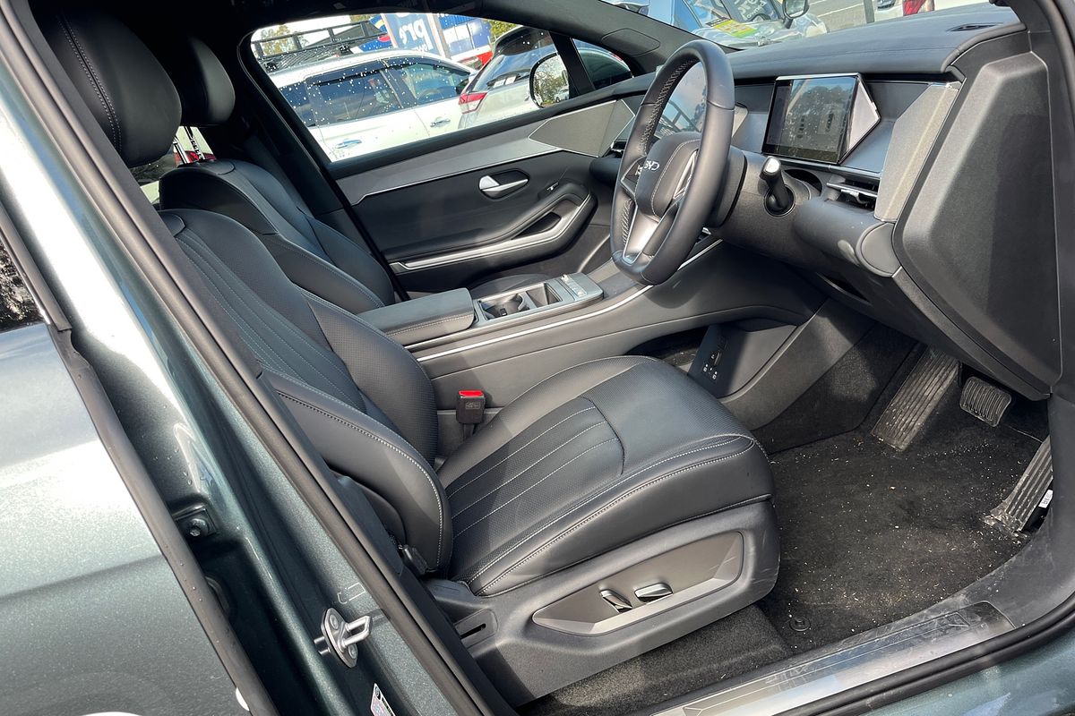 2025 BYD SEALION 8 Dynamic FWD