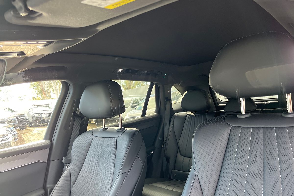 2025 BYD SEALION 8 Dynamic FWD