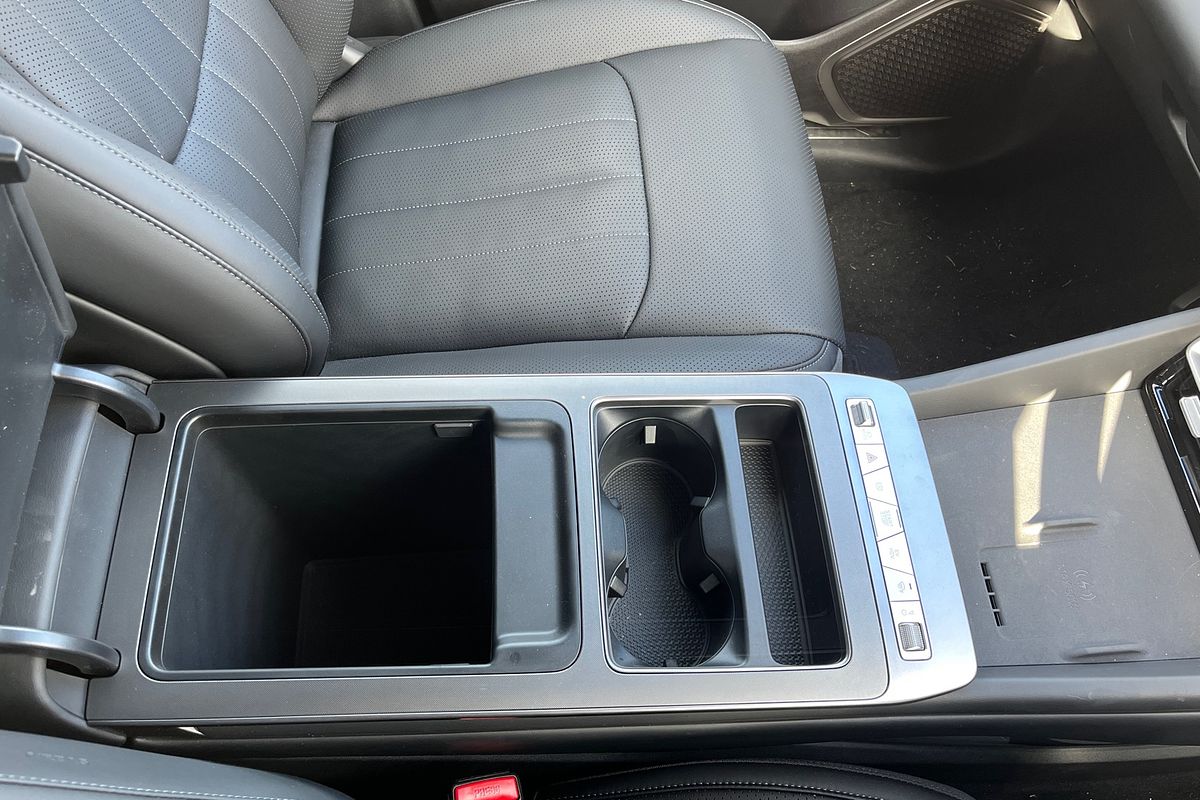 2025 BYD SEALION 8 Dynamic FWD