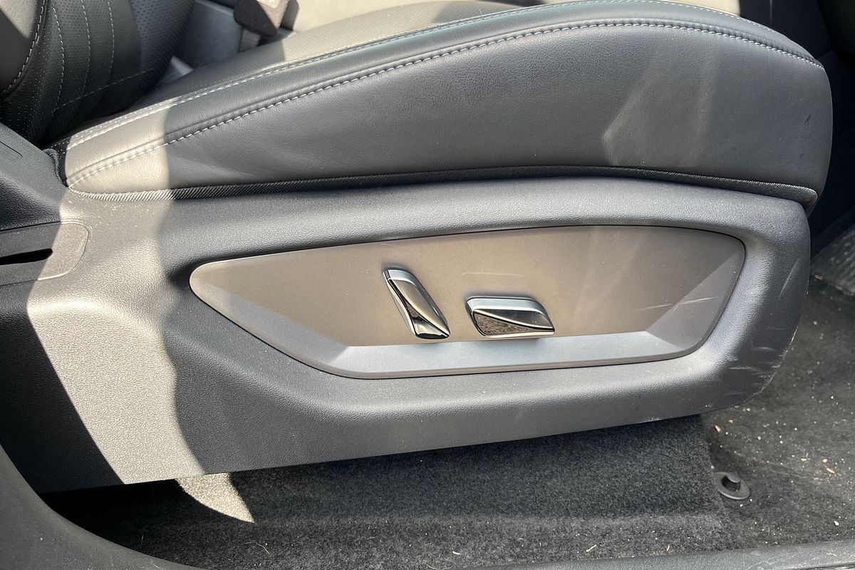 2025 BYD SEALION 8 Dynamic FWD