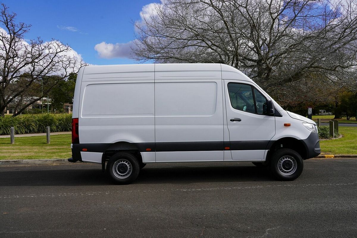 2024 Mercedes-Benz Sprinter 419CDI VS30 MWB RWD 907 MY23 MWB Low Roof