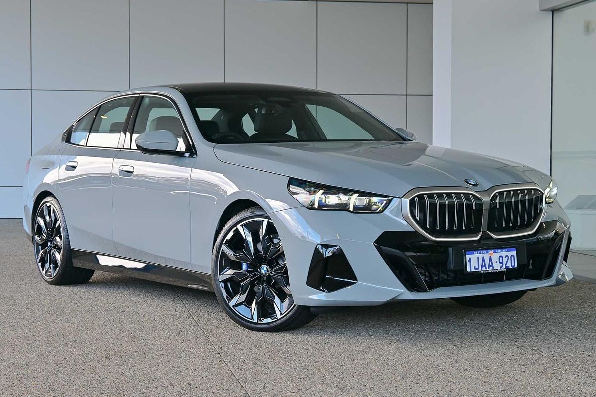2026 BMW 5 Series 520i M Sport G60
