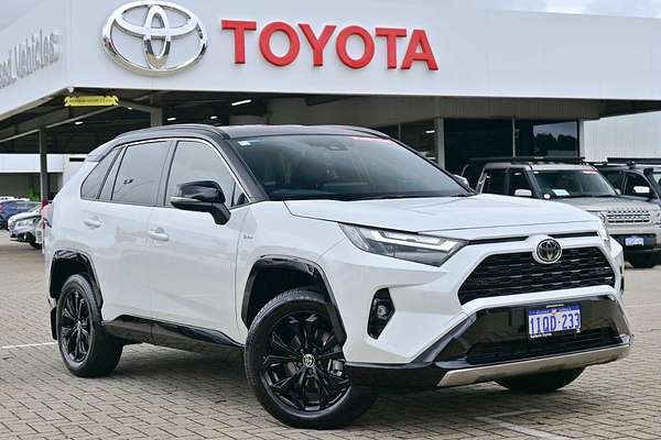 2025 Toyota RAV4 XSE AXAH52R